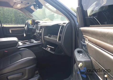 2017 Ram 1500 Sport 4X4 5'7 Box z USA, uszkodzony, nr VIN 1C6RR7MT6HS534993